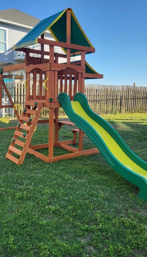 Spring Break Specials! Front Row Views - Tiki Bar - Playground Villa Bolivar Peninsula Kültér fotó